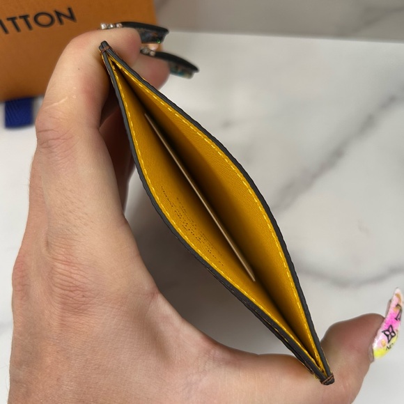 ⚫️🔥NEW! RARE! Louis Vuitton•2024 Damier Pop Card Holder - Picture 3 of 4